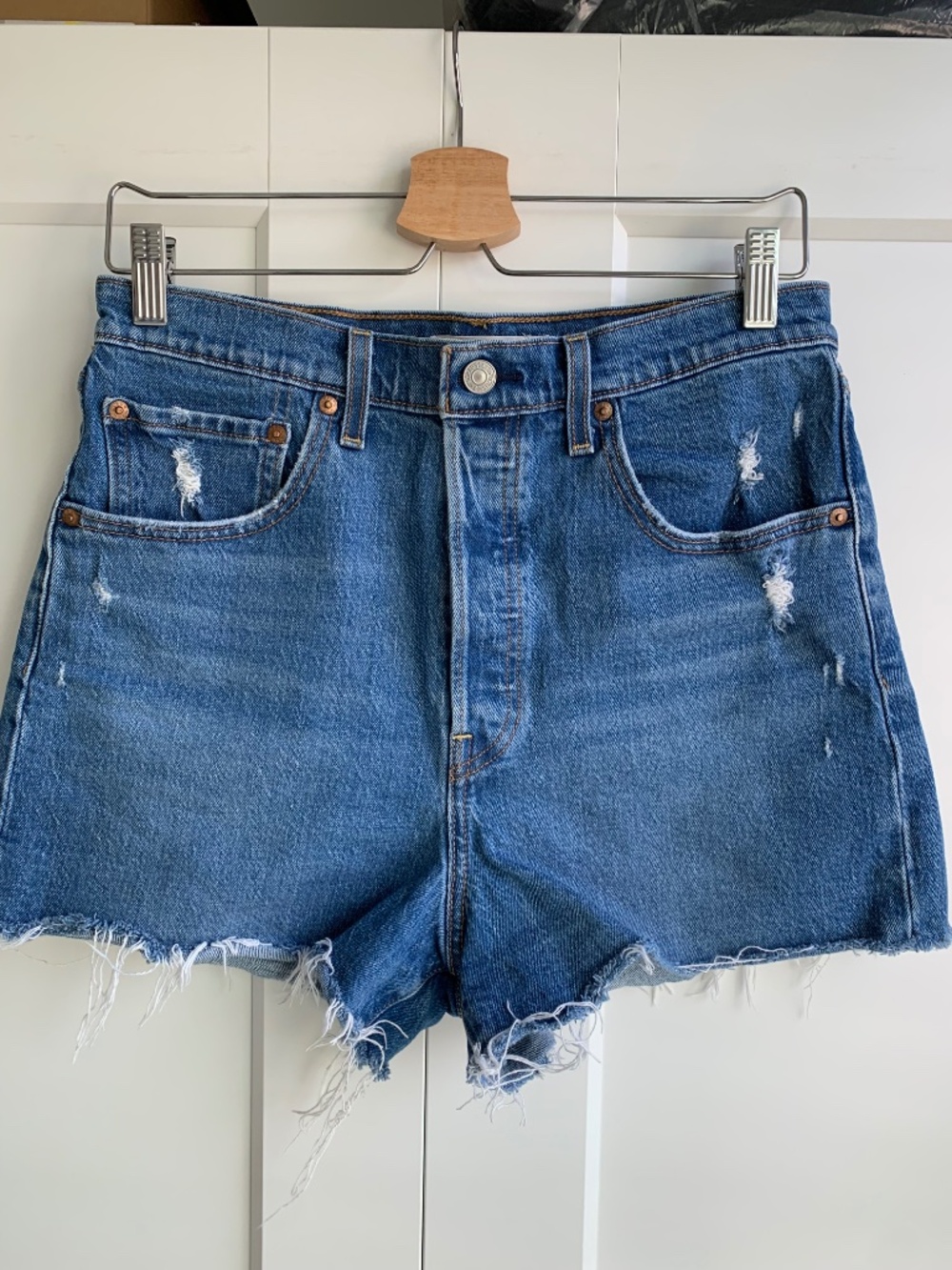 Levi's Ribcage Denim Jean Short Women's size 30 High Rise